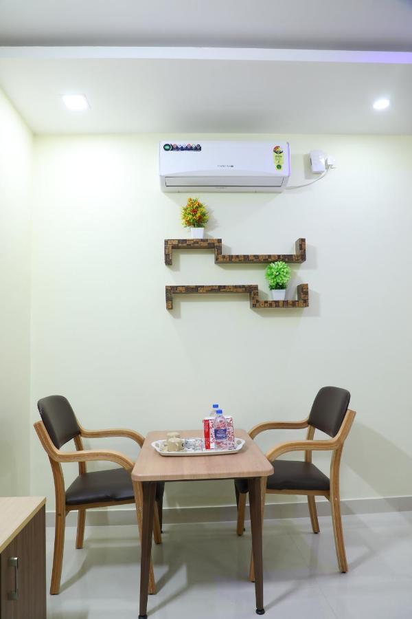 Hotel 8Th Mile Suites Bangalore Eksteriør billede